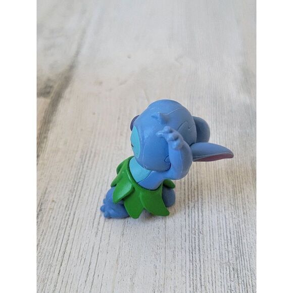 Disney hula dance Lilo Stitch Pixar toy figure skirt - Picture 4 of 5